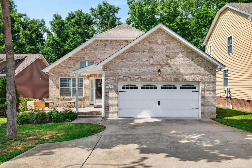 172 Porters Bluff Road Clarksville TN 37040