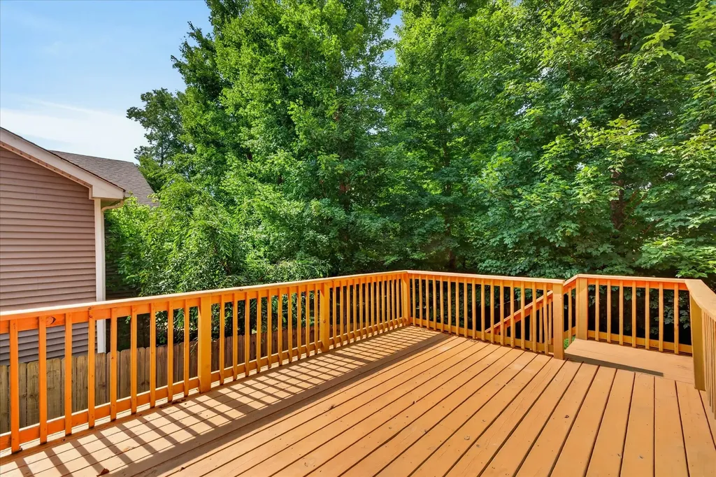 172 Porters Bluff Road Clarksville TN 37040