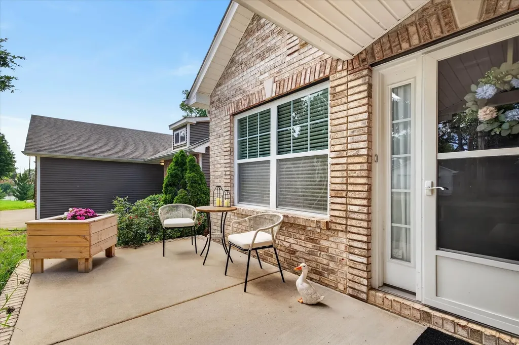 172 Porters Bluff Road Clarksville TN 37040