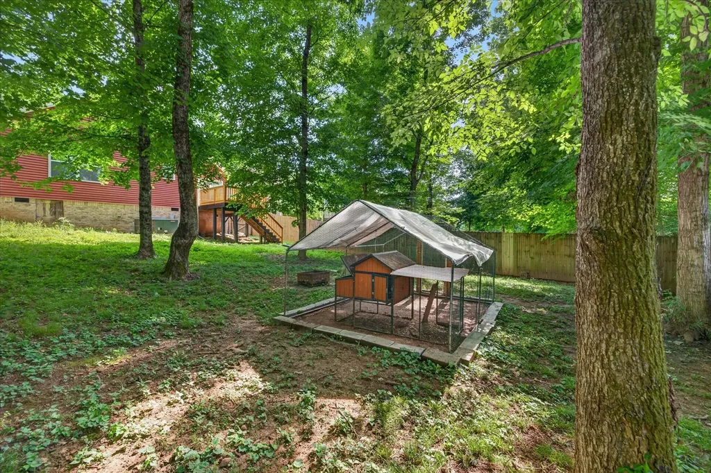 172 Porters Bluff Road Clarksville TN 37040