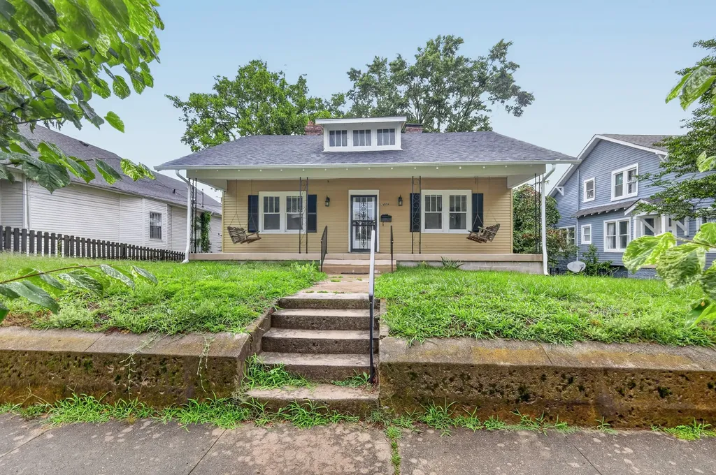 1609 Shelby Avenue Nashville TN 37206