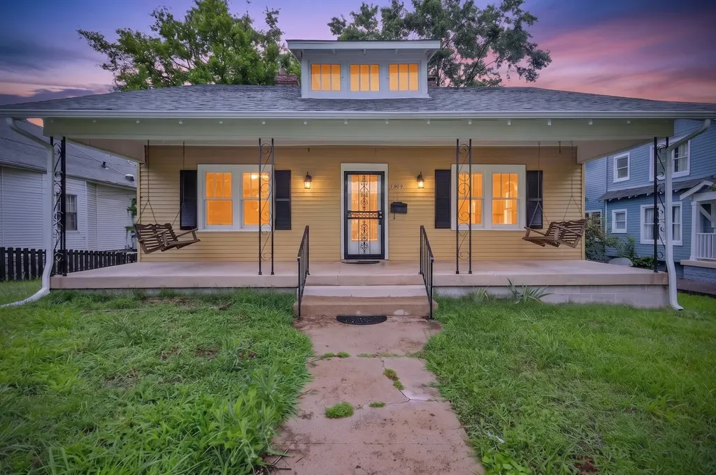 1609 Shelby Avenue Nashville TN 37206