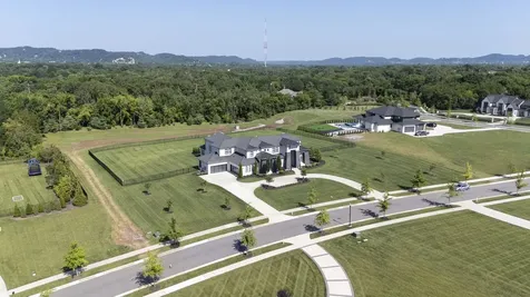 1297 Broad Oaks Drive Brentwood TN 37027