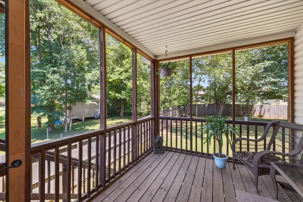 2852 Kettle Court Clarksville TN 37043