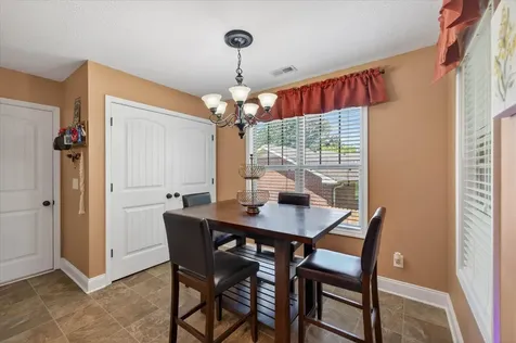 2852 Kettle Court Clarksville TN 37043
