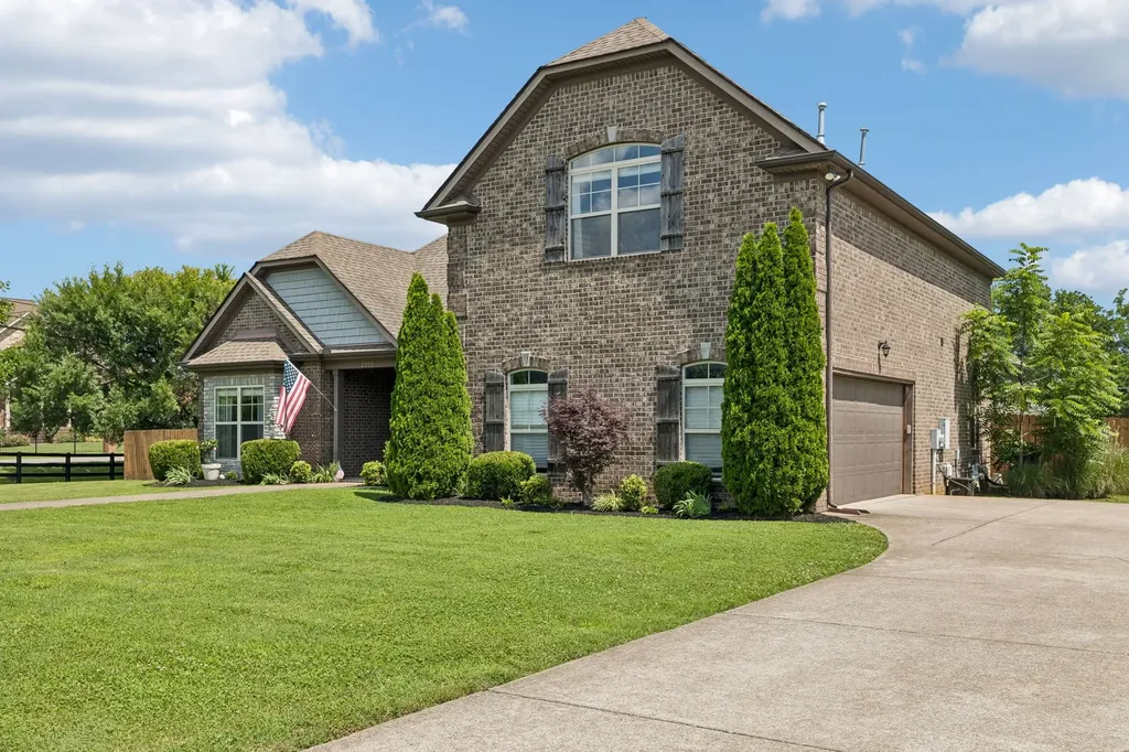 2222 Clays Mill Drive Murfreesboro TN 37129
