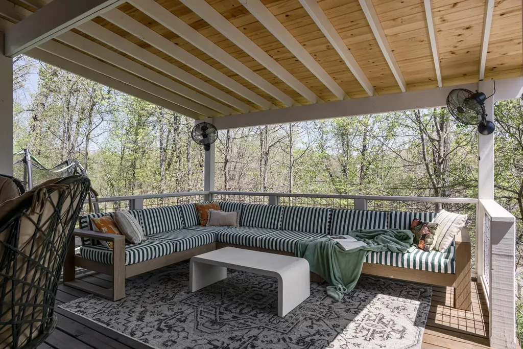 8033 Still Spring Ridge Drive Nashville TN 37221