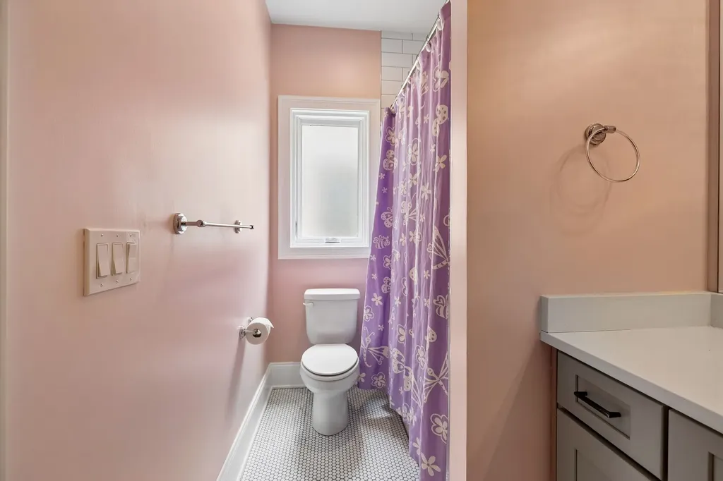 3815A Woodmont Lane Nashville TN 37215