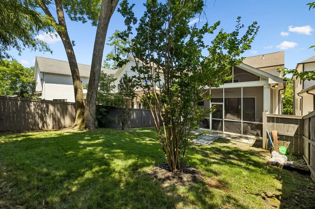 3815A Woodmont Lane Nashville TN 37215