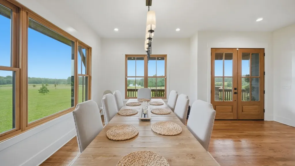 346 Palmer Rock Quarry Road Graysville TN 37338