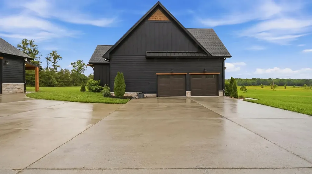 346 Palmer Rock Quarry Road Graysville TN 37338