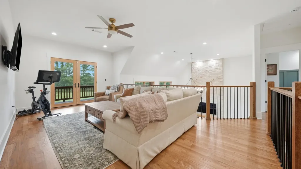 346 Palmer Rock Quarry Road Graysville TN 37338