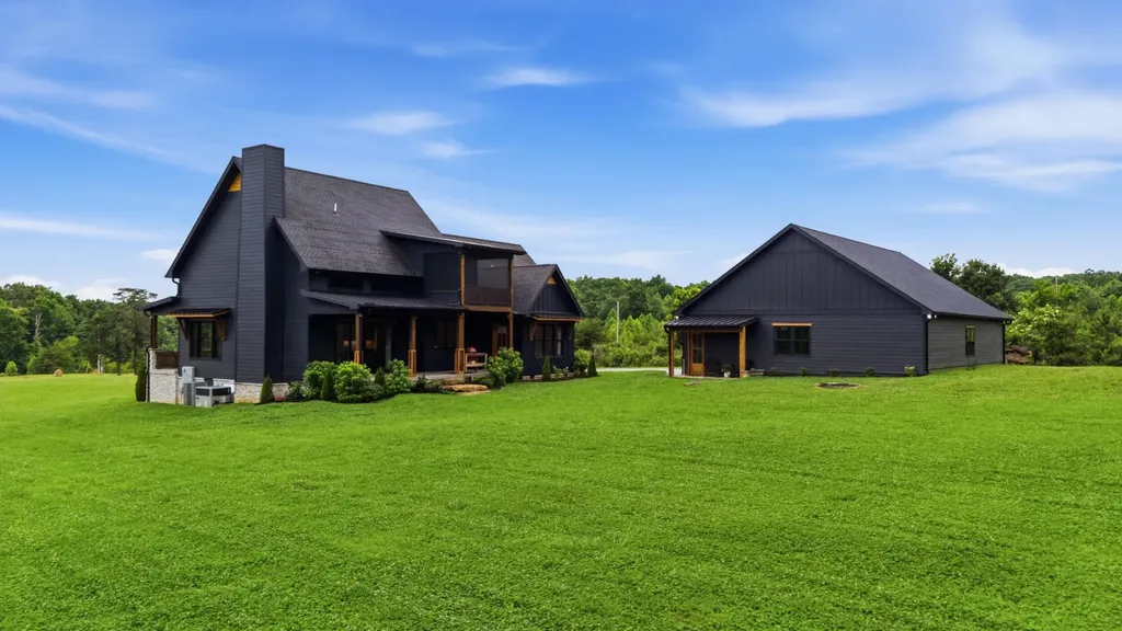 346 Palmer Rock Quarry Road Graysville TN 37338