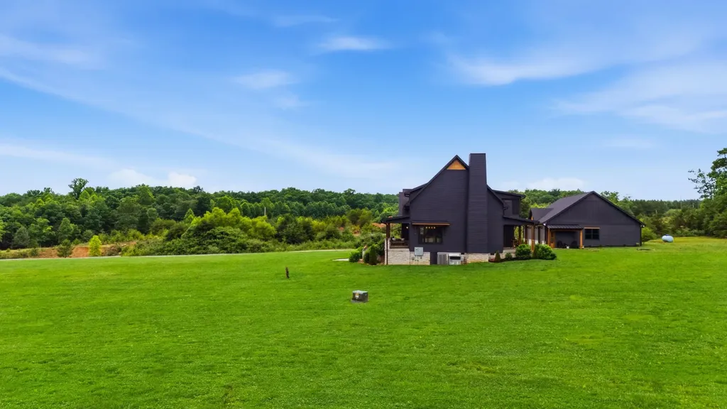 346 Palmer Rock Quarry Road Graysville TN 37338