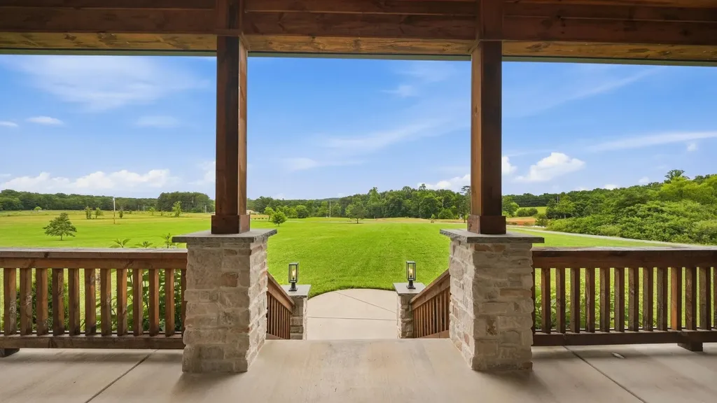 346 Palmer Rock Quarry Road Graysville TN 37338