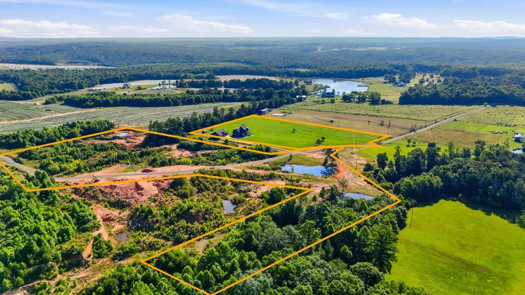 346 Palmer Rock Quarry Road Graysville TN 37338