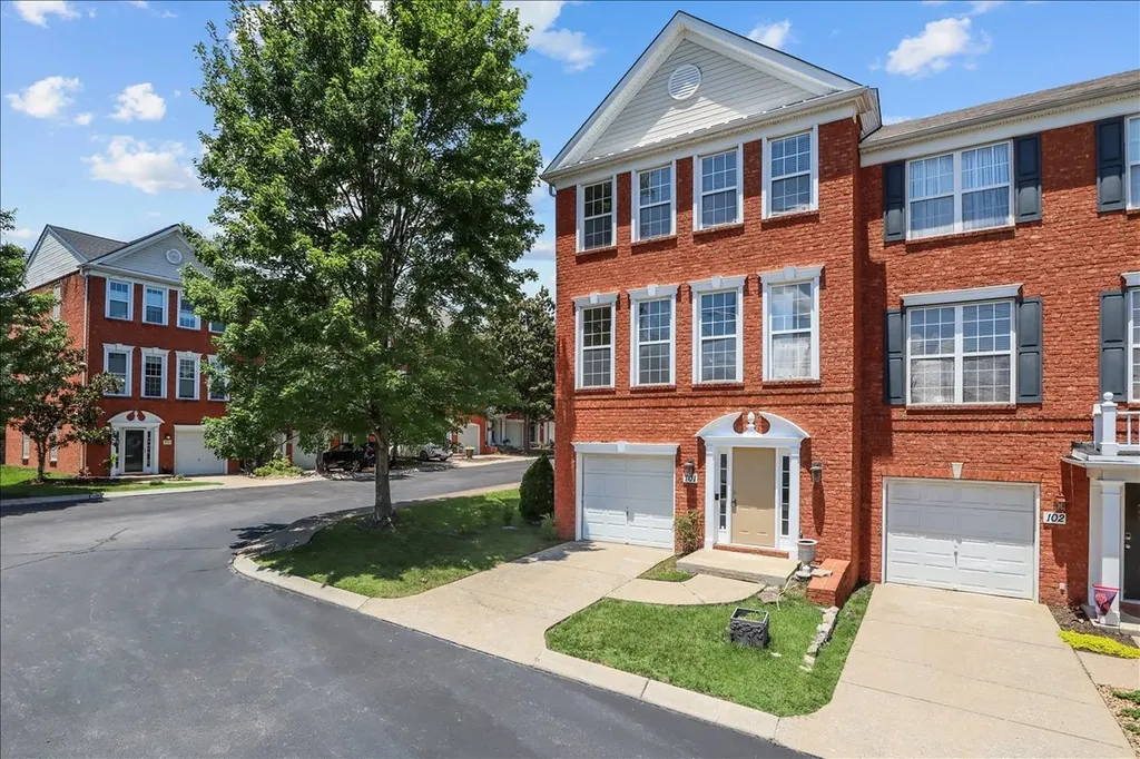 7252 Highway 70 S Nashville TN 37221