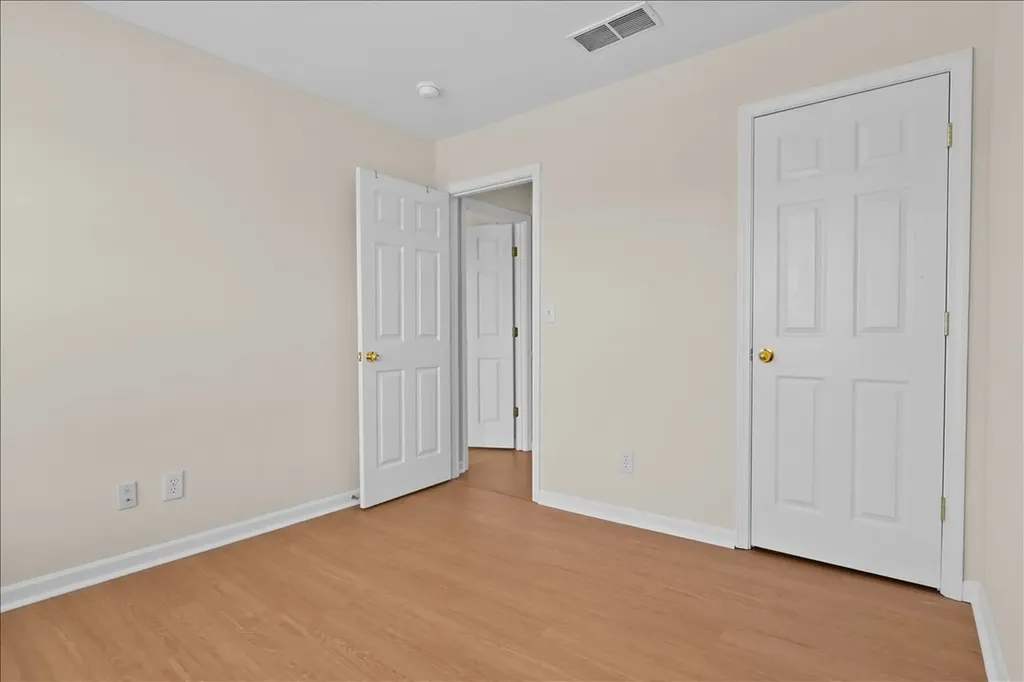 7252 Highway 70 S Nashville TN 37221