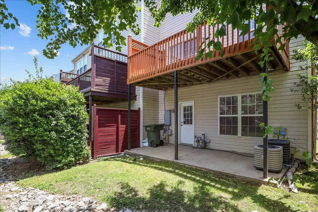 7252 Highway 70 S Nashville TN 37221