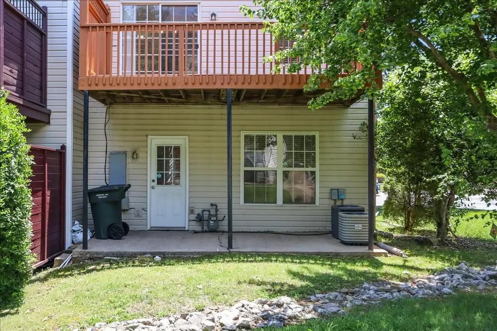 7252 Highway 70 S Nashville TN 37221