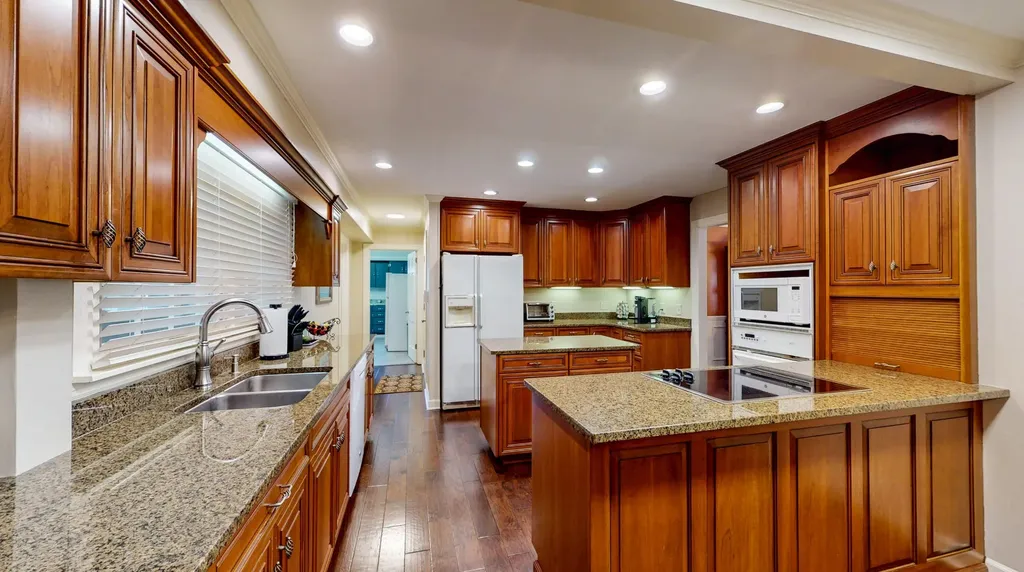3700 Moreland Drive, NE Cleveland TN 37312