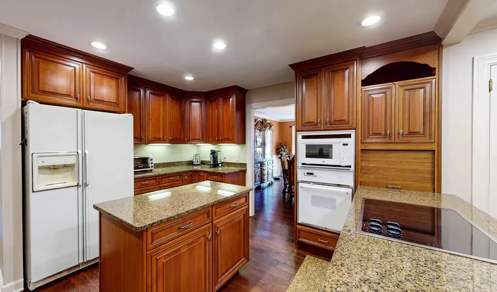 3700 Moreland Drive, NE Cleveland TN 37312