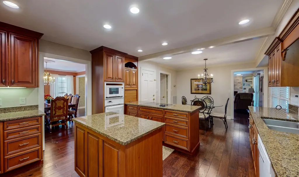 3700 Moreland Drive, NE Cleveland TN 37312