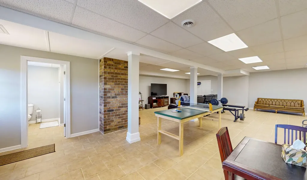 3700 Moreland Drive, NE Cleveland TN 37312