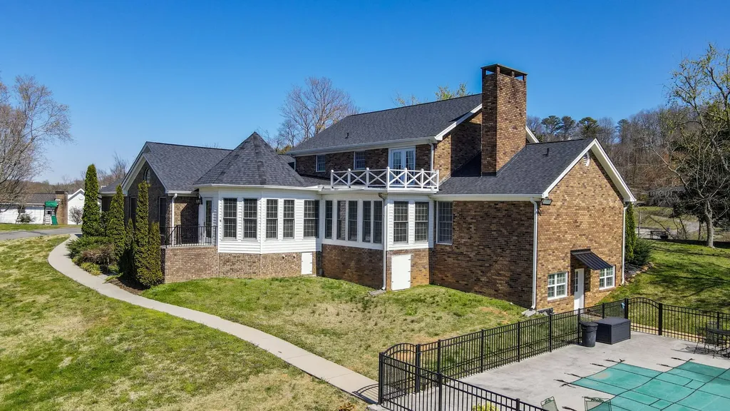 3700 Moreland Drive, NE Cleveland TN 37312
