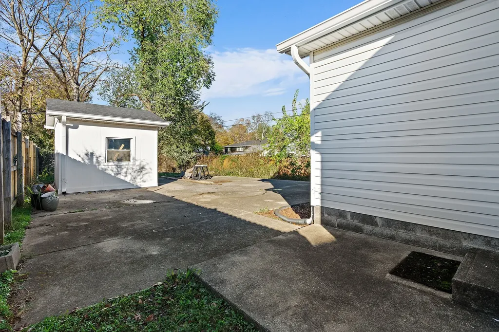 809 N Dupont Avenue Madison TN 37115