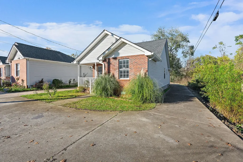 809 N Dupont Avenue Madison TN 37115