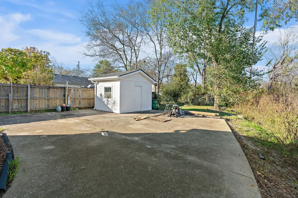 809 N Dupont Avenue Madison TN 37115