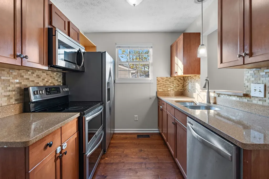 809 N Dupont Avenue Madison TN 37115