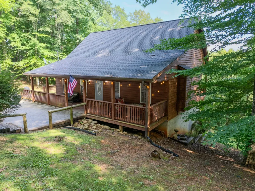 Byrdstown TN, 165 Kangaroo Ridge Road
