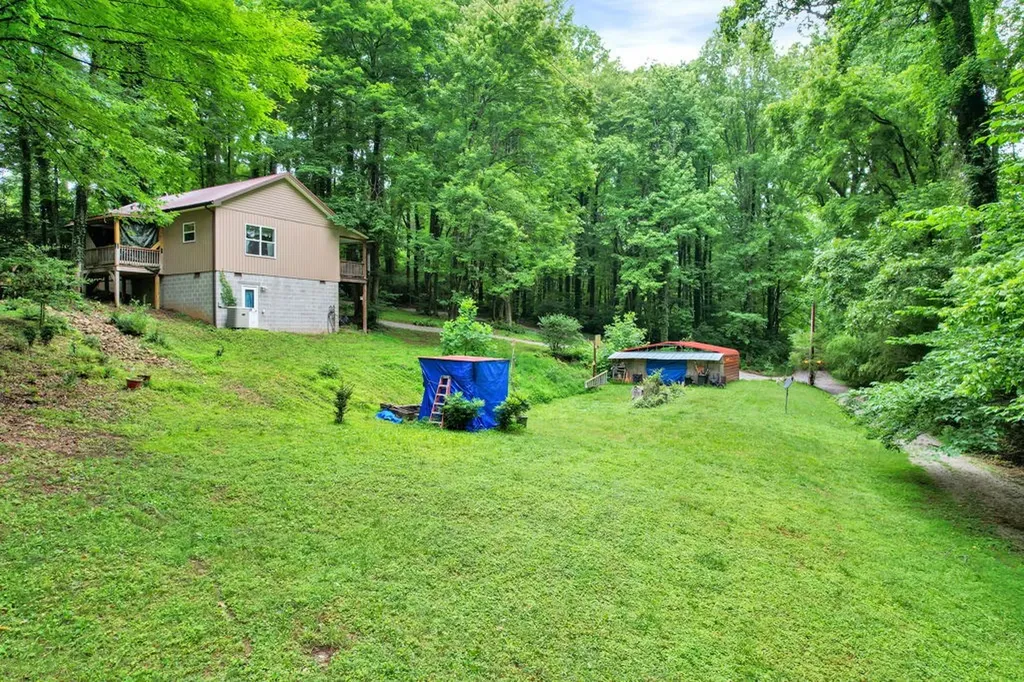 134 Mckinney Road Harriman TN 37748