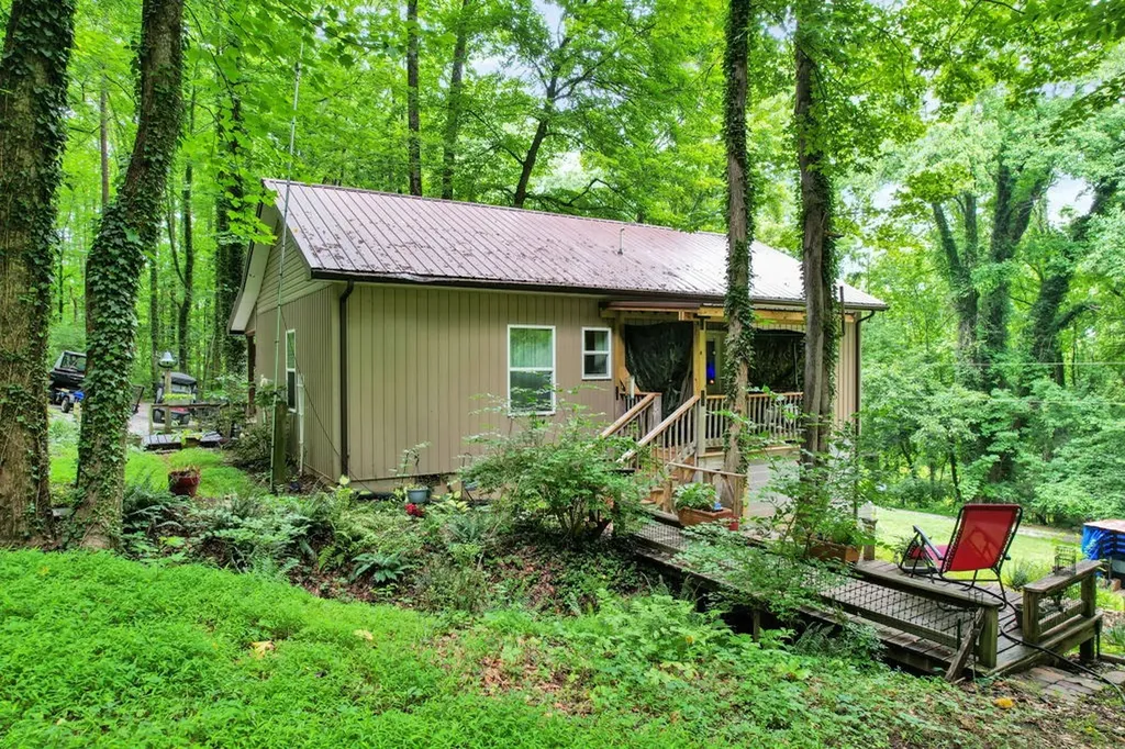 134 Mckinney Road Harriman TN 37748