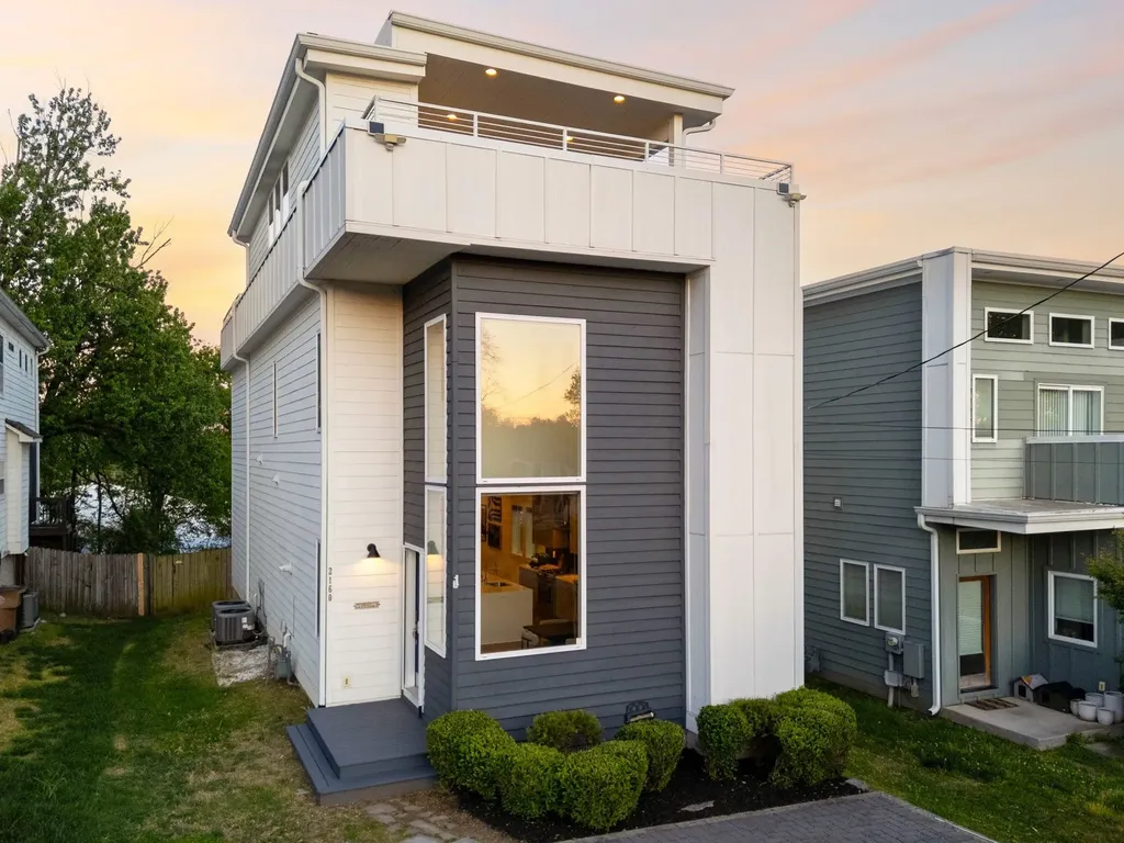 2160 Byrum Avenue Nashville TN 37203