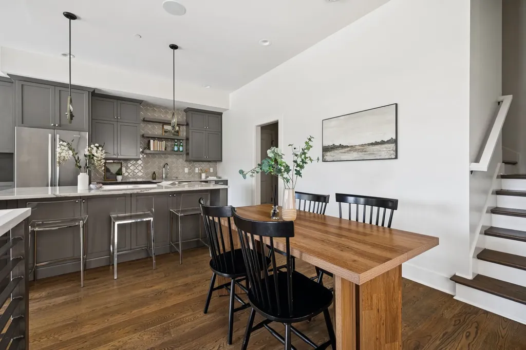 206 S 10th Street Nashville TN 37206