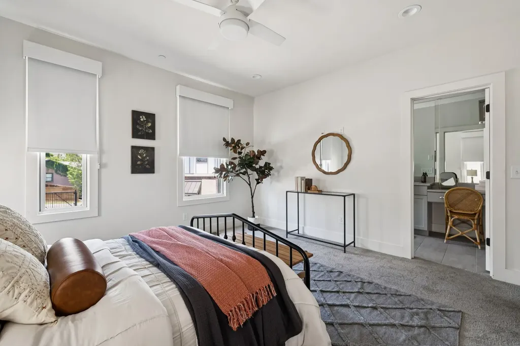 206 S 10th Street Nashville TN 37206