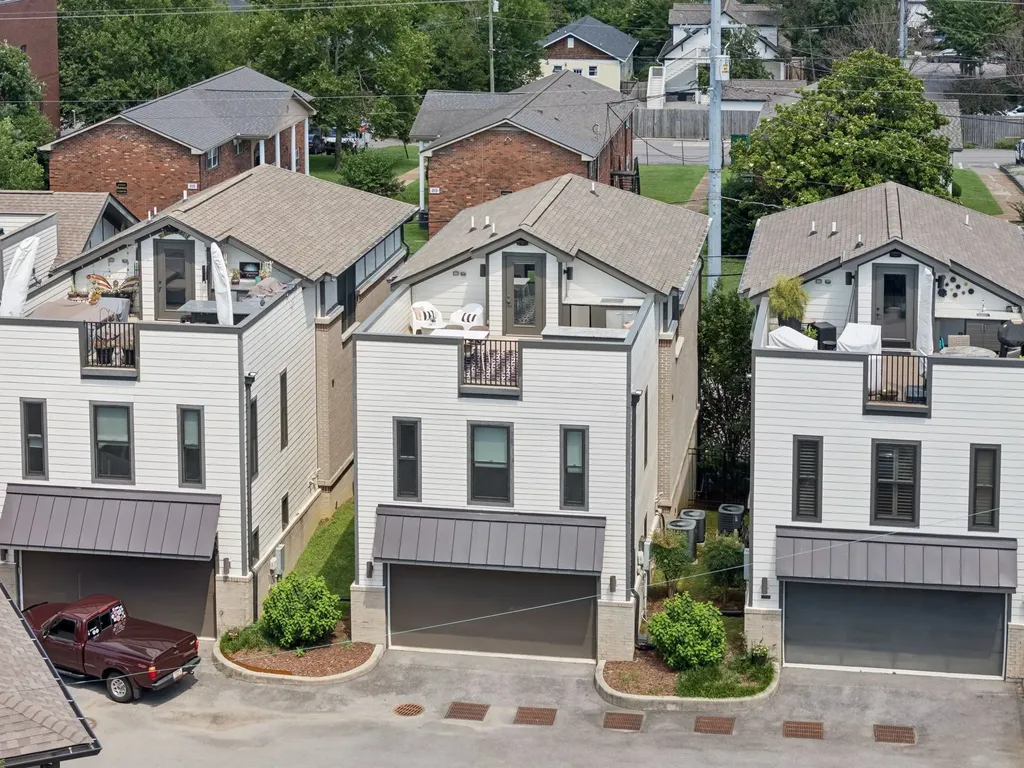 206 S 10th Street Nashville TN 37206