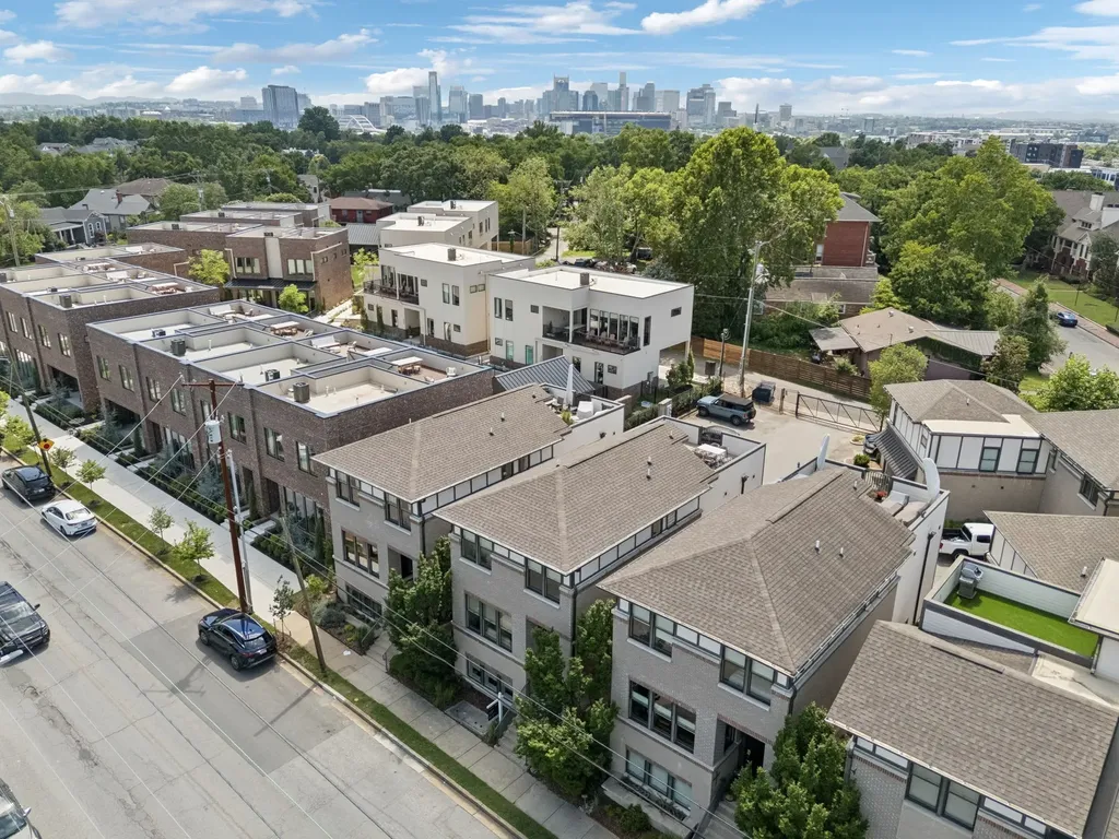 206 S 10th Street Nashville TN 37206