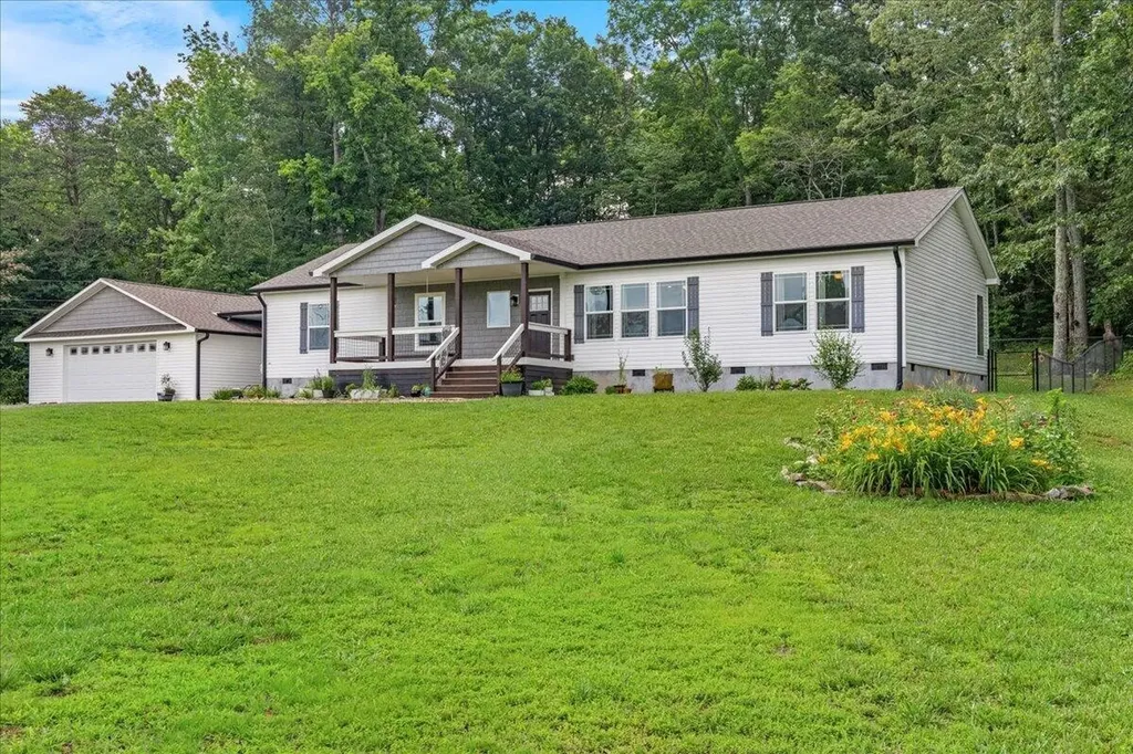 204 County Road 439 Athens TN 37303