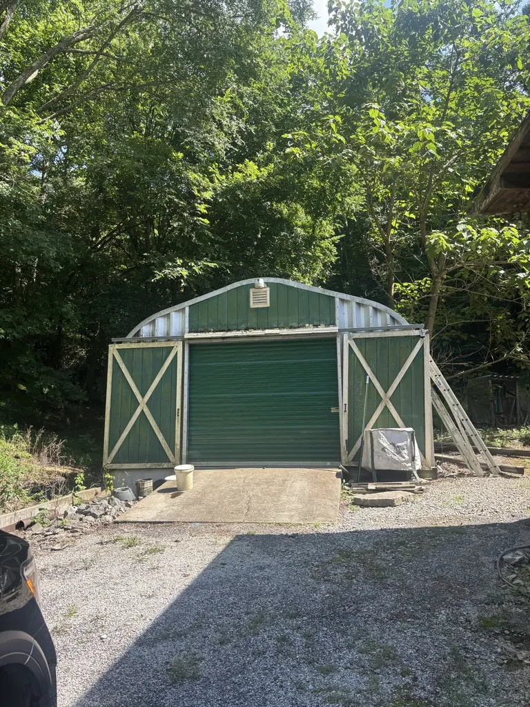 150 Amons Lane Lafayette TN 37083