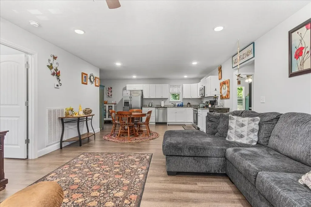311 N Iowa Avenue Etowah TN 37331