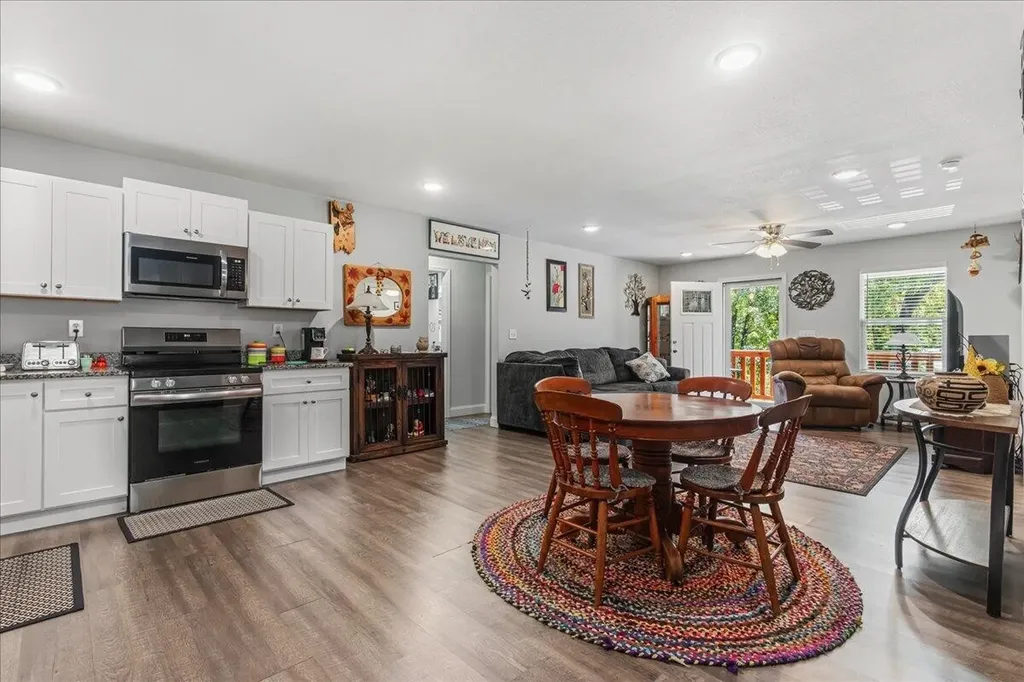 311 N Iowa Avenue Etowah TN 37331