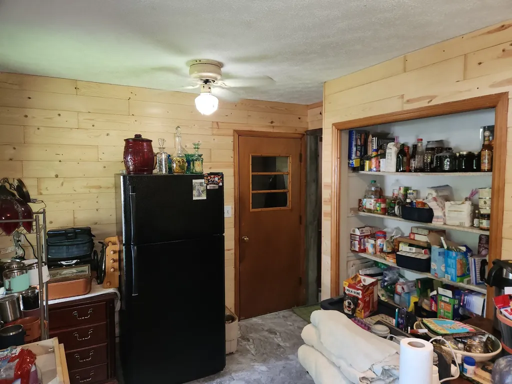 2888 Nashville Highway Lancing TN 37770