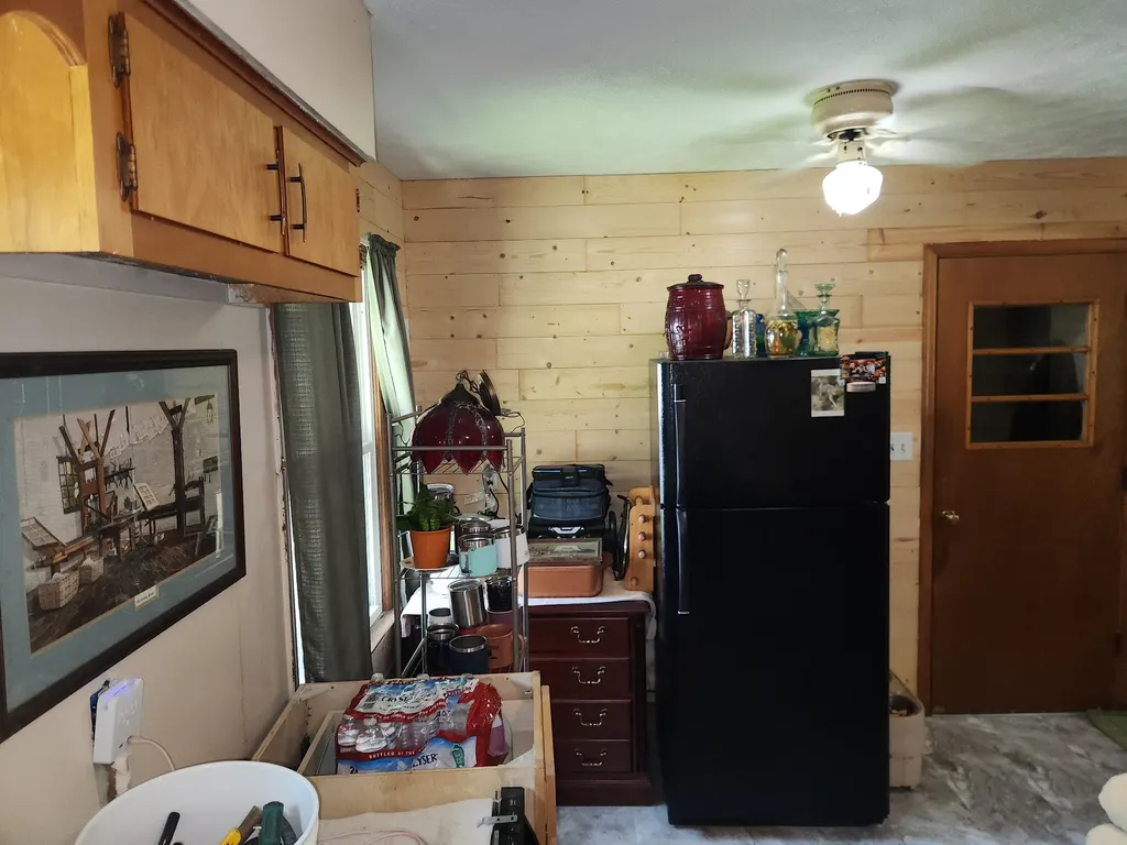 2888 Nashville Highway Lancing TN 37770