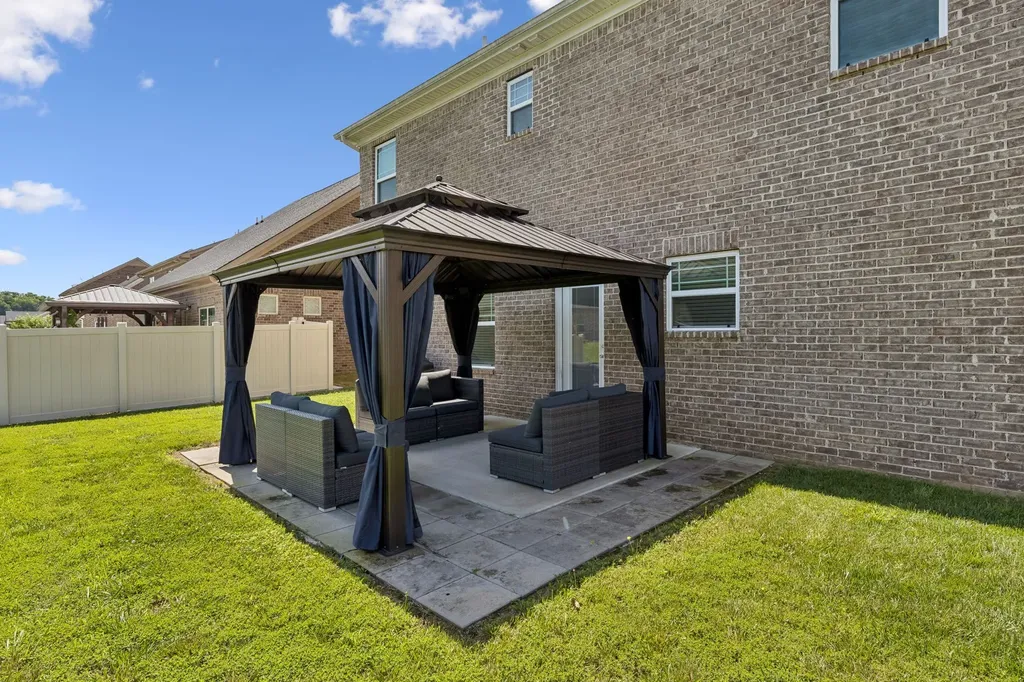 239 Thorpe Drive Spring Hill TN 37174