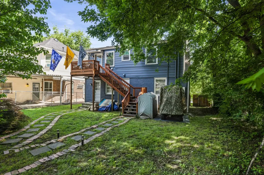 911 Chicamauga Avenue Nashville TN 37206