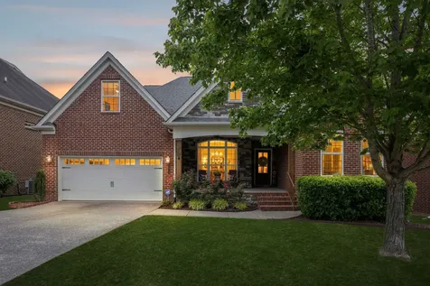 6013 Christmas Drive Nolensville TN 37135